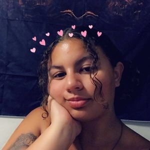 Meet your Posher, Chloe